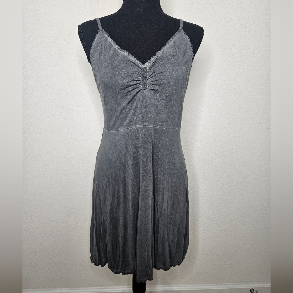 NWOT POL Mineral Wash Dark Grey V-neck Ruffle Trim Flowy Flouncy Tank Dress